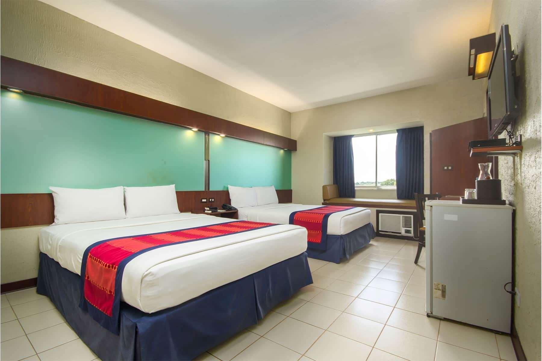 Microtel By Wyndham Eagle Ridge General Trias  Екстериор снимка