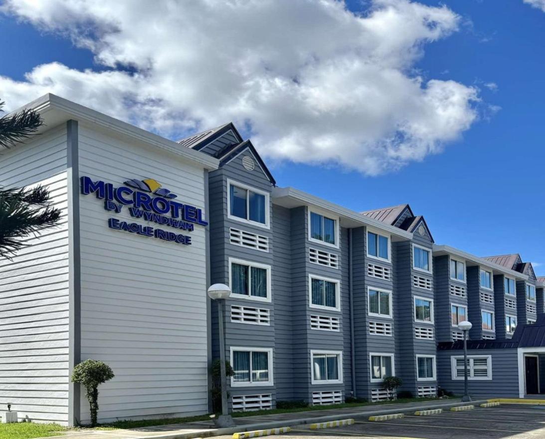 Microtel By Wyndham Eagle Ridge General Trias  Екстериор снимка